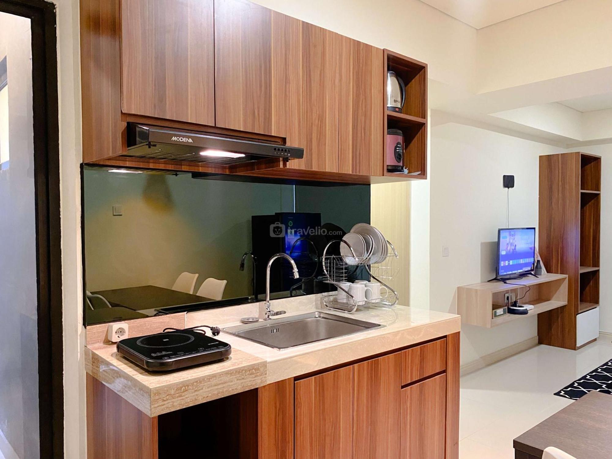 Spacious And Homey Apartment 2Br At Meikarta By Travelio Cikarang Exteriör bild